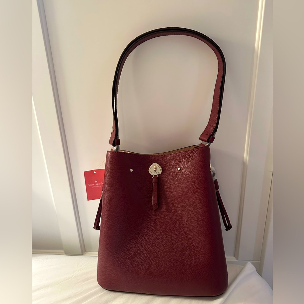 kate spade marti large bucket tote in cherrywood